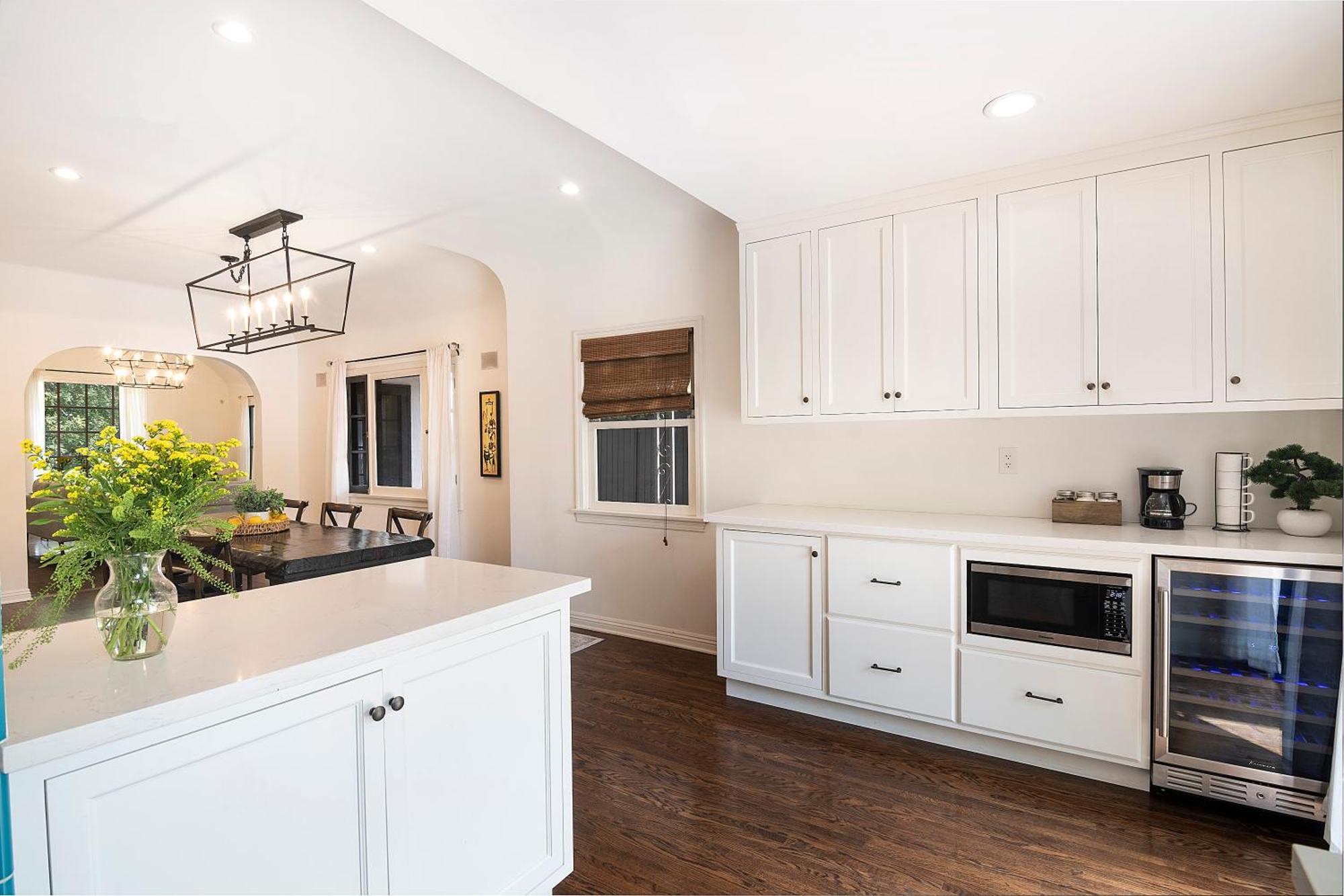 Beautiful Large 3 Bedroom 2 Bath Pool And Jacuzzi * Los Angeles